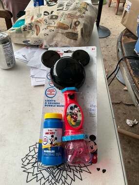 Disney Mickey Mouse Funhouse Lights & Sounds Bubble Wand